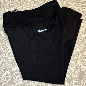 Black, women’s Nike leggings. Size S , EUC